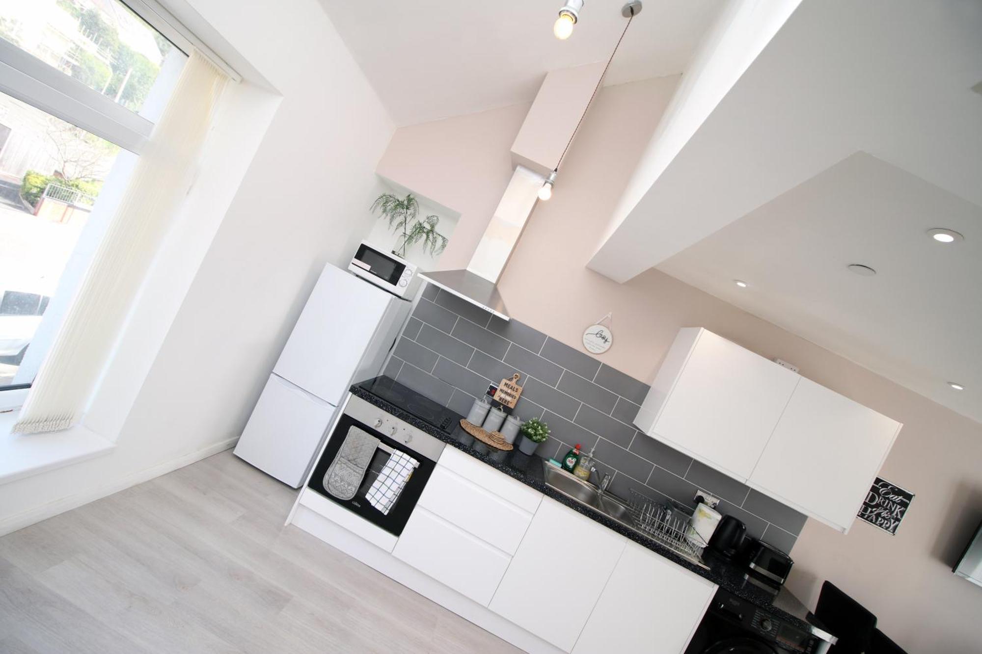 Skyline Hanover 202 Free Parking Суонзи Екстериор снимка
